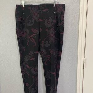 Chico’s Juliette Straightleg Slim Pants / Size 12 (2)